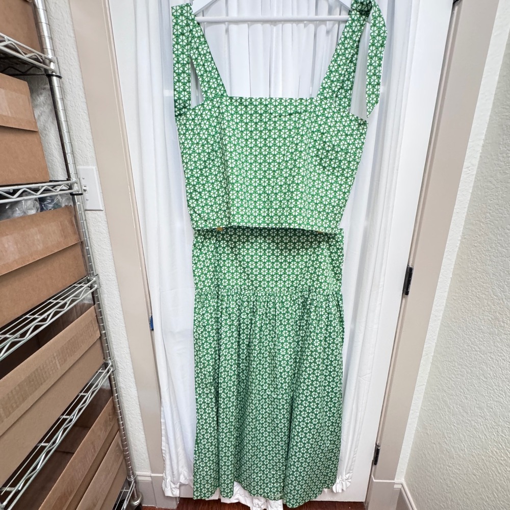 Antonio Melani Green White Bamboo Lattice Print 2 Piece Crop Top Skirt Set 14